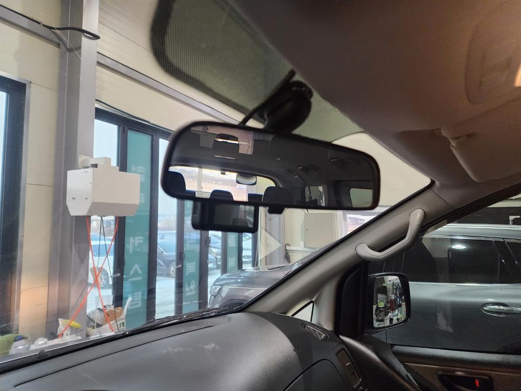 HYUNDAI Starex 2019 Gris - Importación desde Corea - HF Imports Iquique - Foto 14