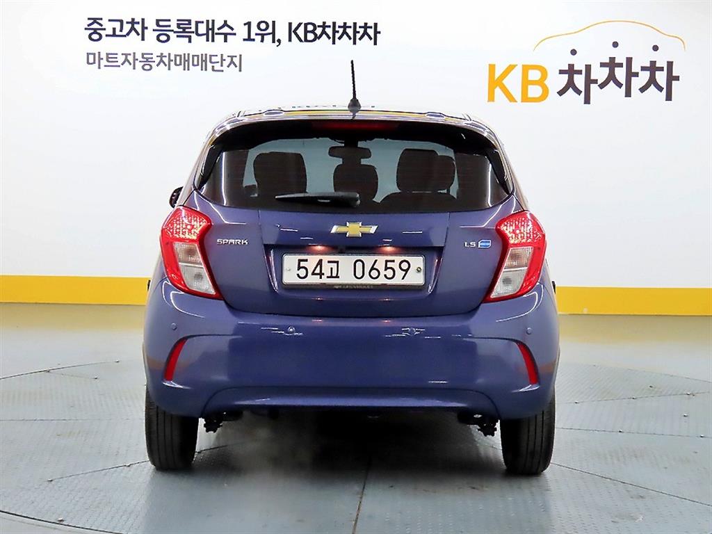 Chevrolet Spark - Vista 3