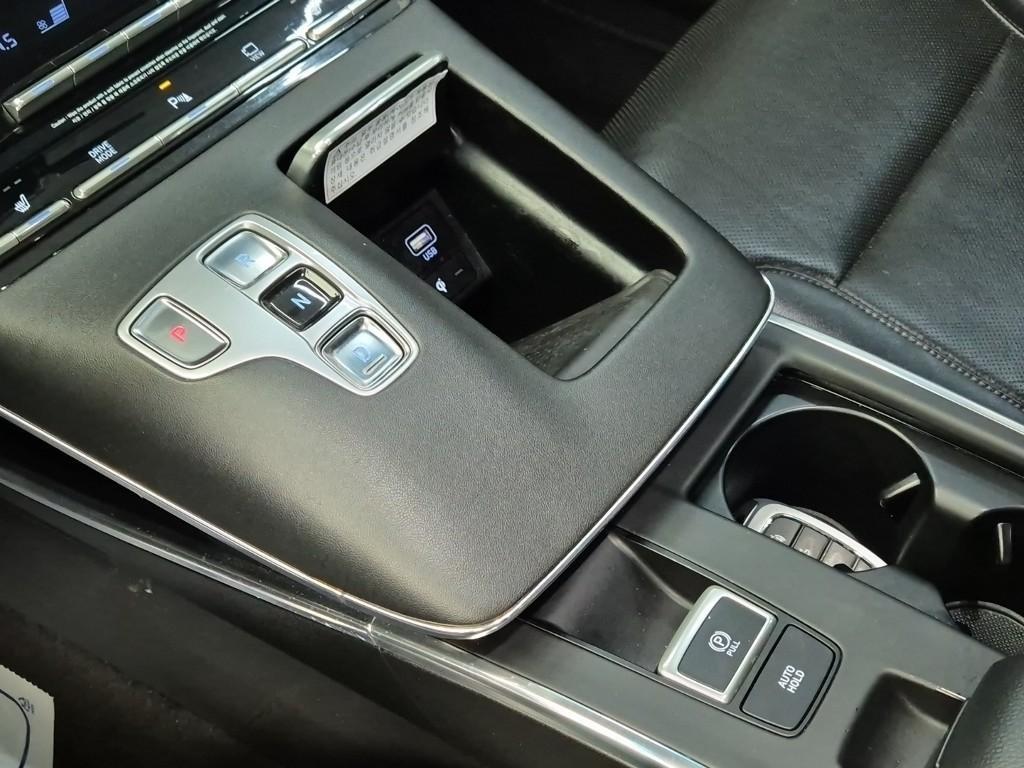 HYUNDAI Grandeur - Vista 8