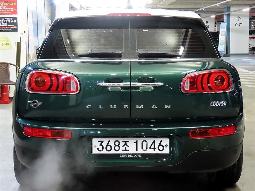 Mini Clubman - Vista 5