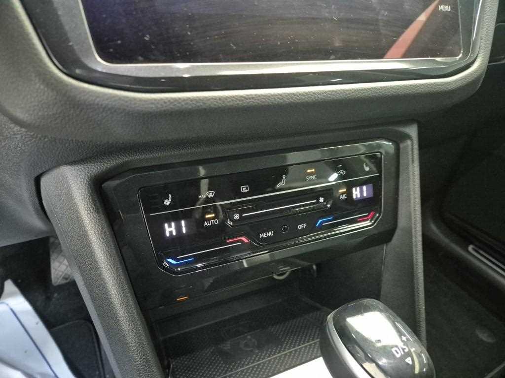 Volkswagen Tiguan 2021 Negro - Importación desde Corea - HF Imports Iquique - Foto 15