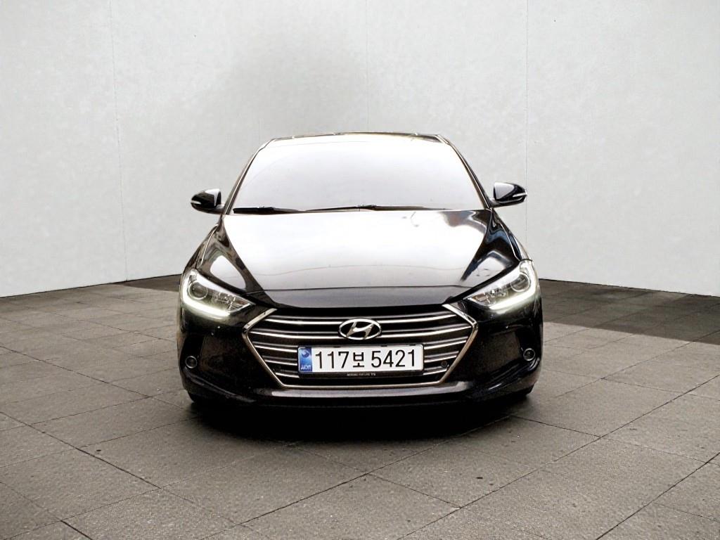 HYUNDAI Avante 2016 Negro - Importación desde Corea - HF Imports Iquique - Foto 1