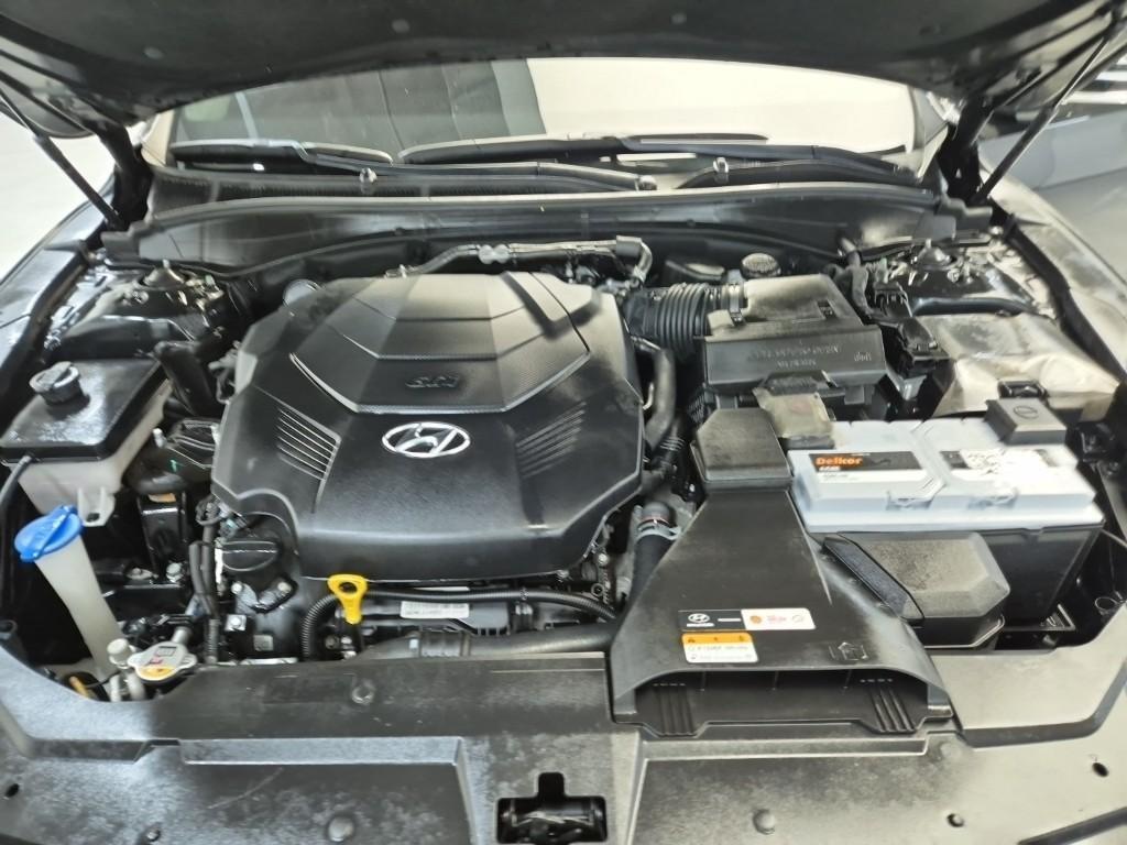 HYUNDAI Grandeur - Vista 5