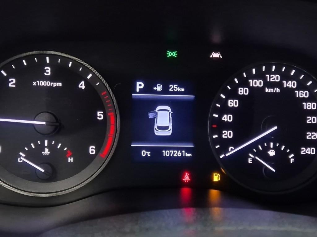 HYUNDAI Tucson - Vista 6