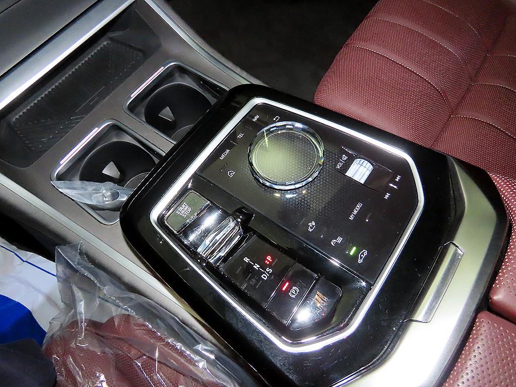 BMW 7 Series - Vista 12