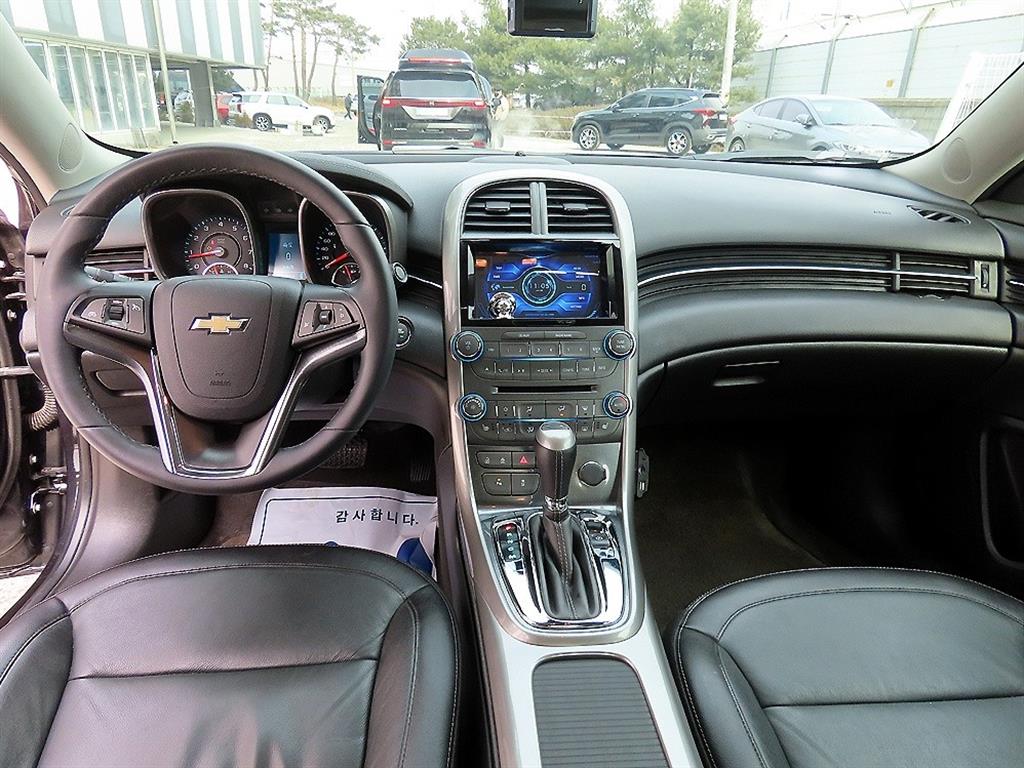 Chevrolet Malibu - Vista 7