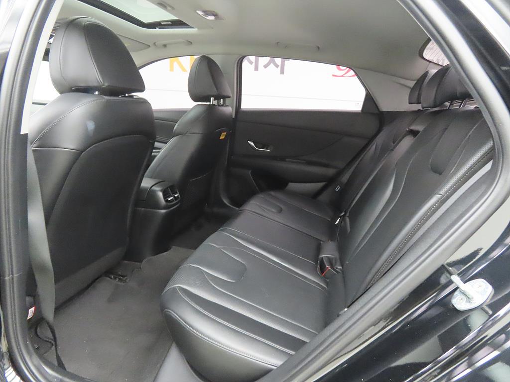 HYUNDAI Avante - Vista 6