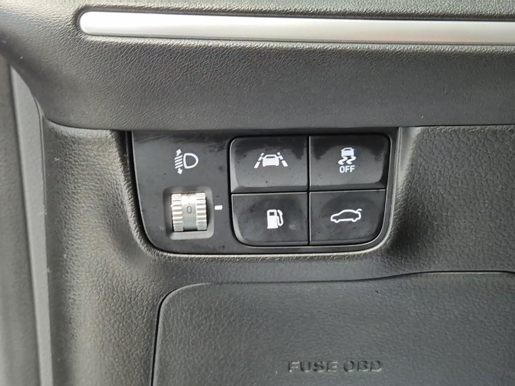 HYUNDAI Grandeur 2020 Negro - Importación desde Corea - HF Imports Iquique - Foto 18