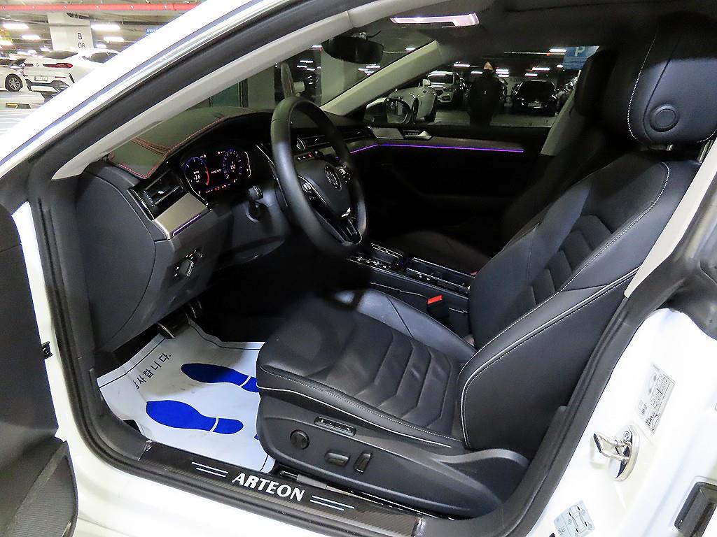 Volkswagen Arteon - Vista 6