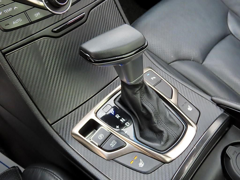 HYUNDAI Grandeur - Vista 10