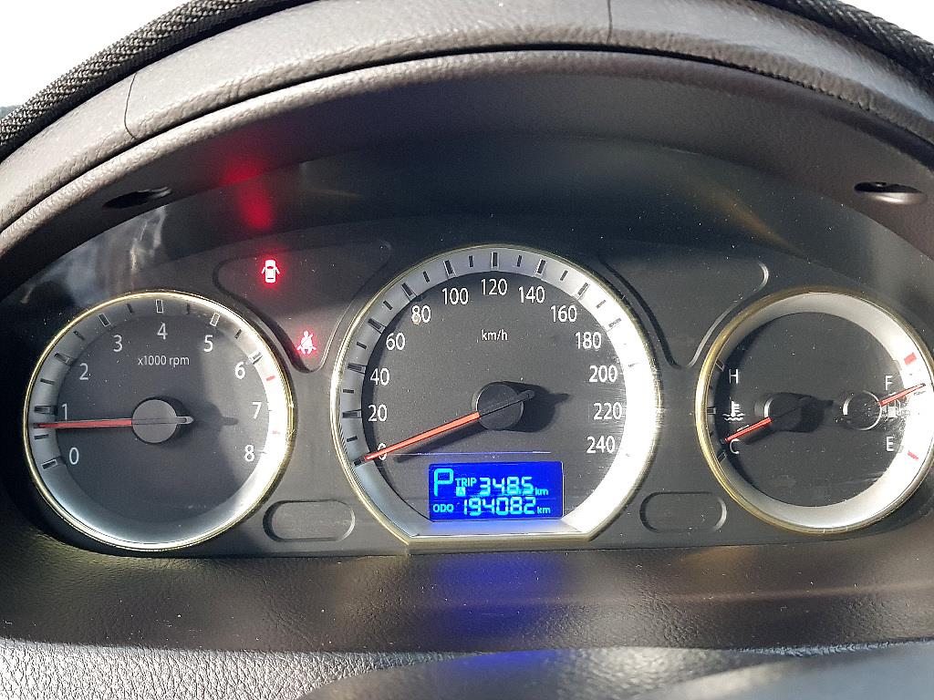 HYUNDAI Sonata - Vista 7