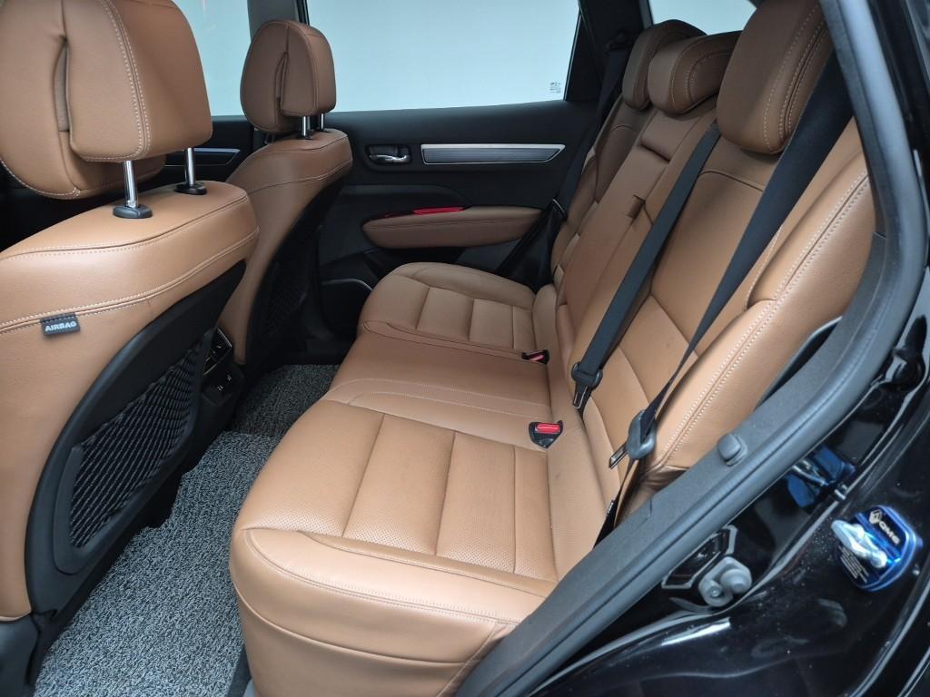 SAMSUNG QM6 - Vista 12