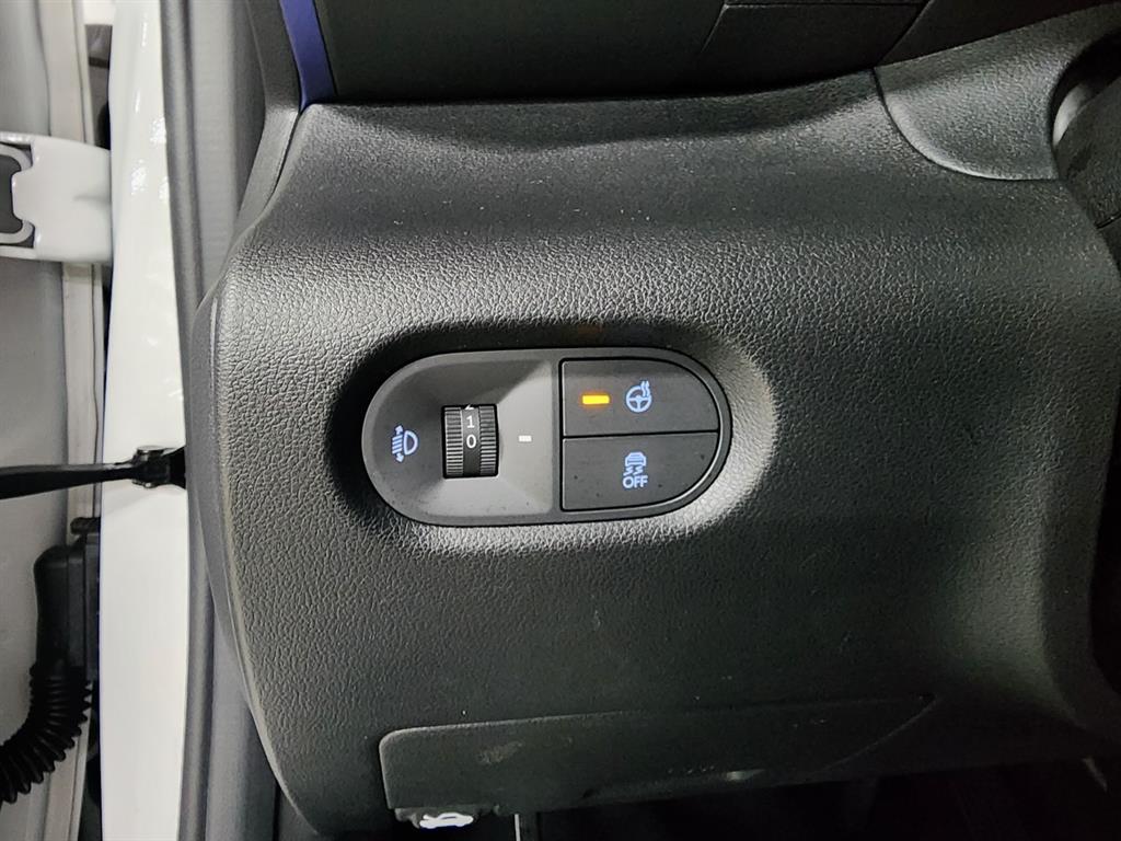 HYUNDAI Casper - Vista 9