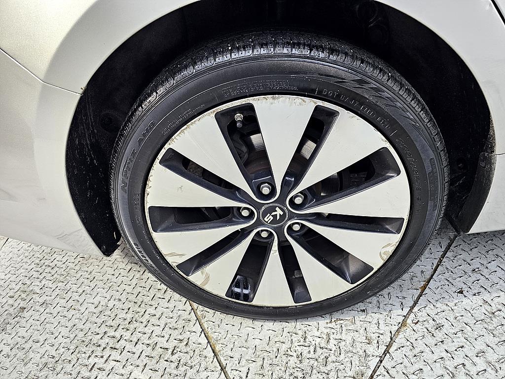 KIA K5 2012 Plateado - Importación desde Corea - HF Imports Iquique - Foto 20