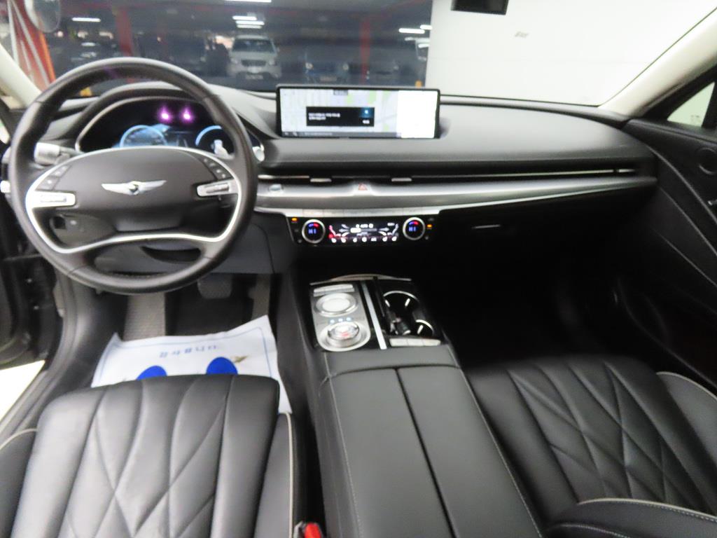 Genesis G80 - Vista 7