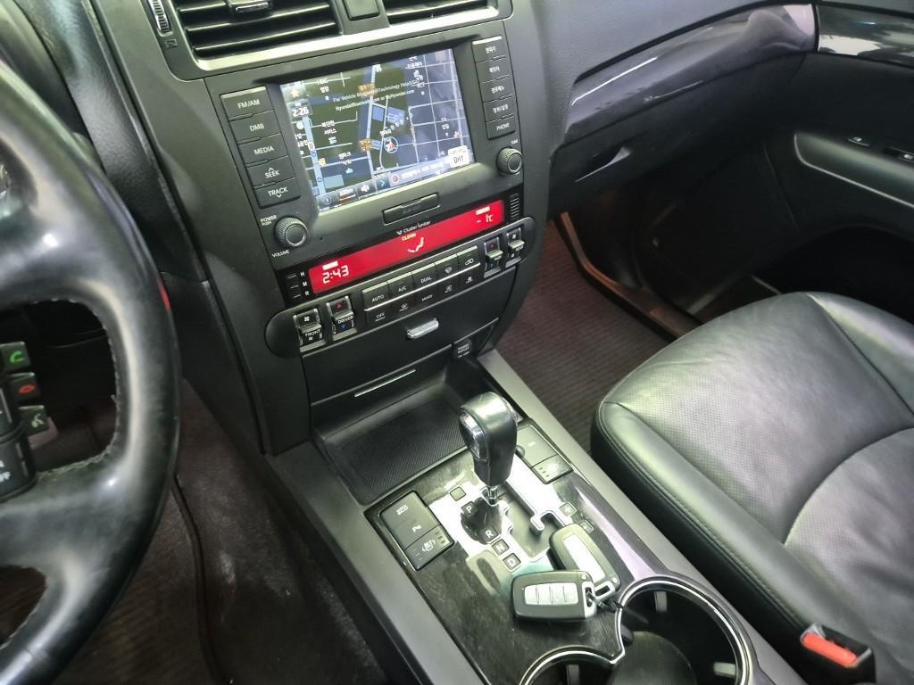 KIA Mohave - Vista 10