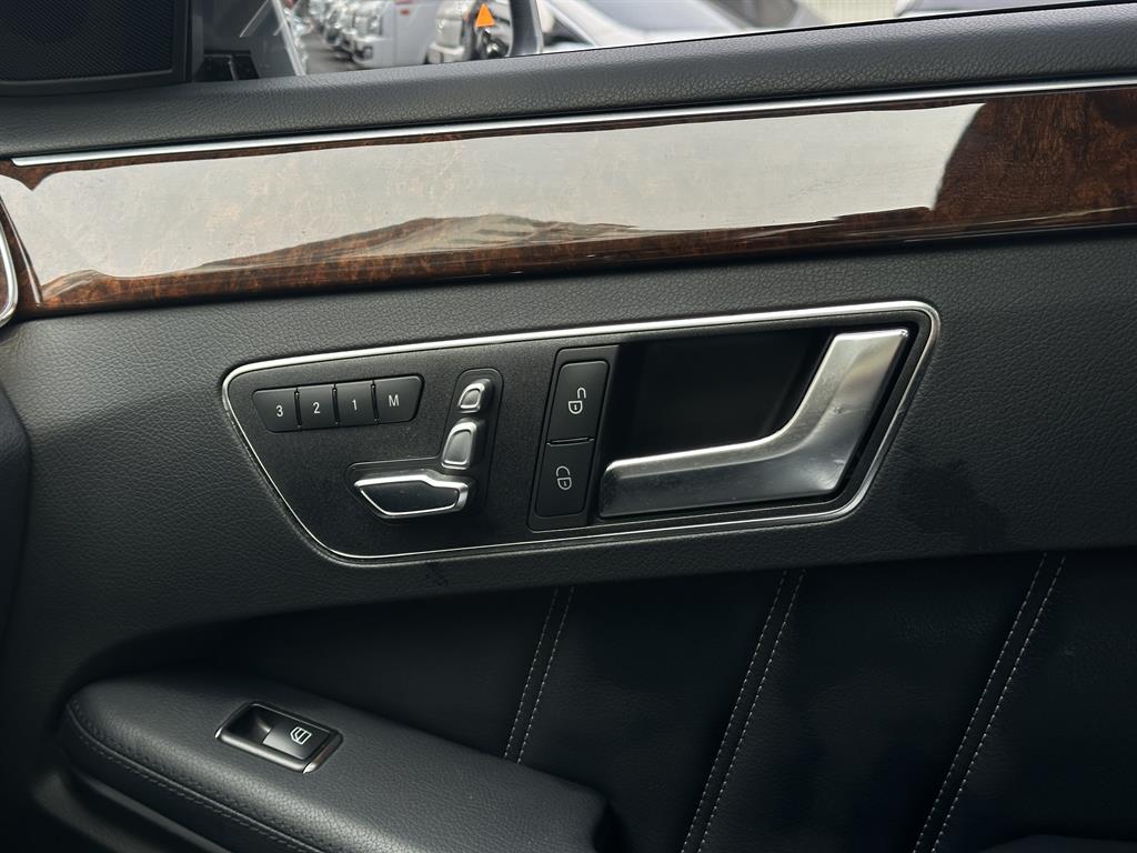 Mercedes Benz E class 2014 Gris - Importación desde Corea - HF Imports Iquique - Foto 17