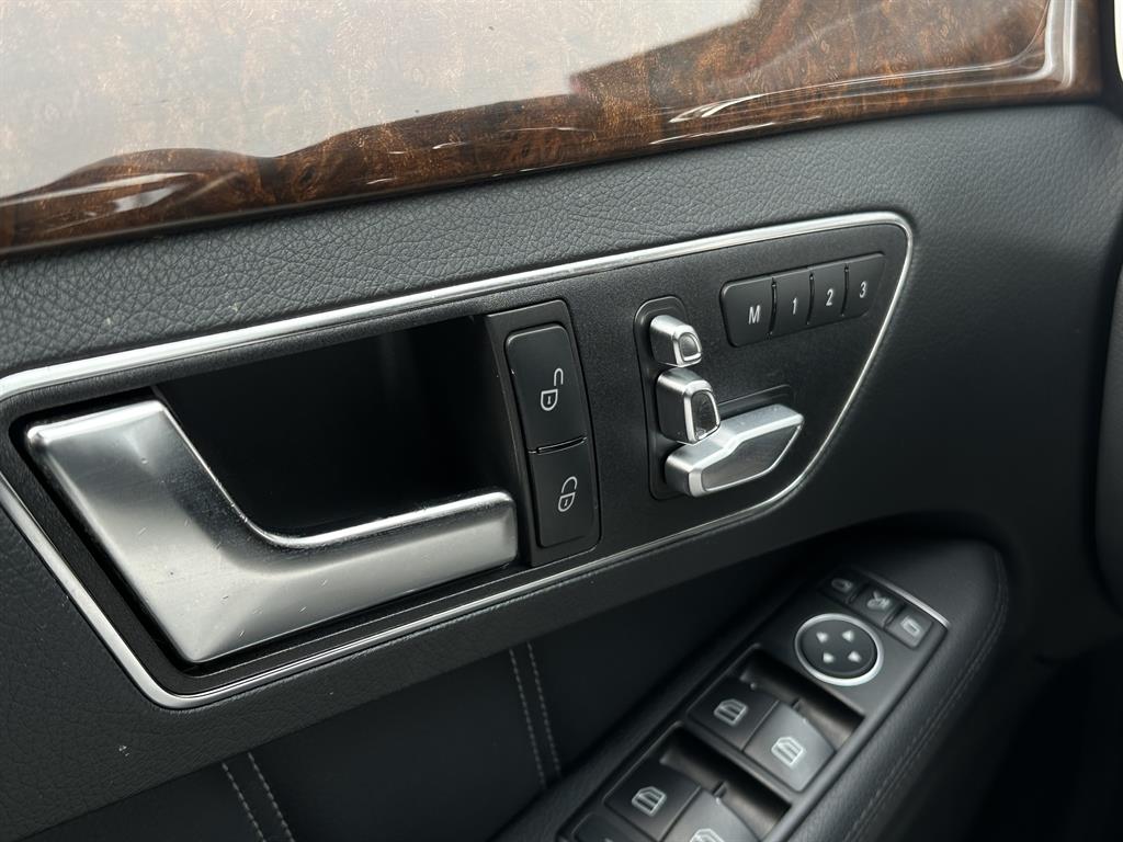 Mercedes Benz E class 2014 Gris - Importación desde Corea - HF Imports Iquique - Foto 18