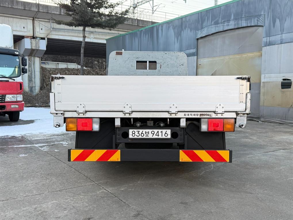 medium and large cargo Cargo - Vista 4