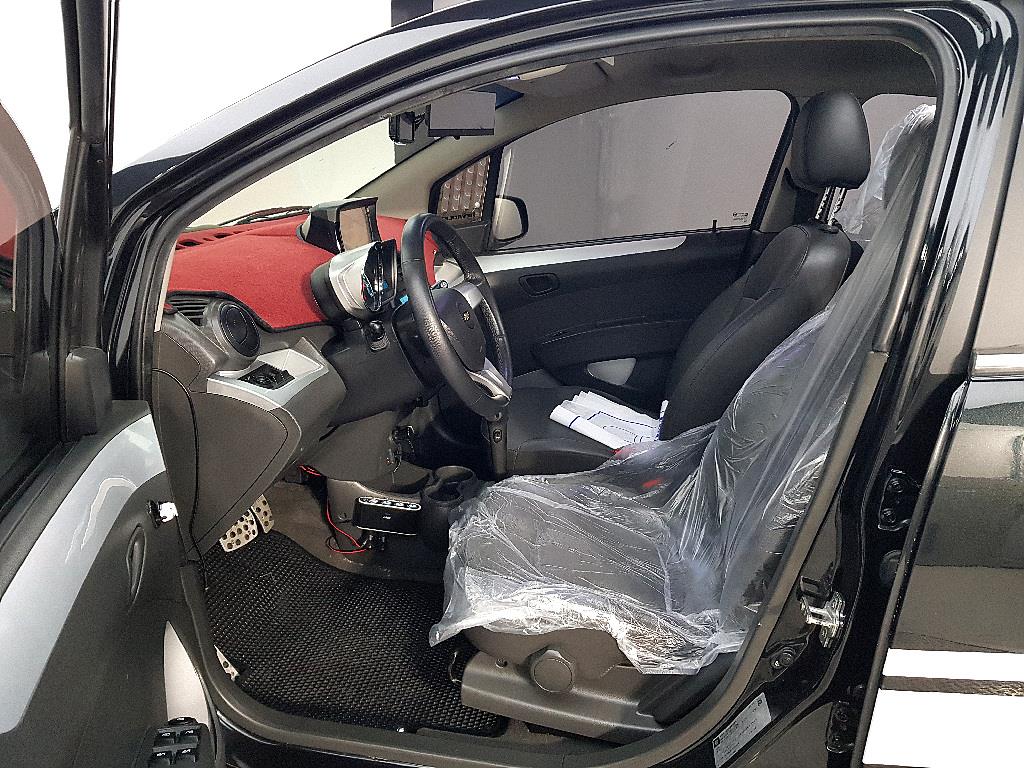 Chevrolet Spark - Vista 8