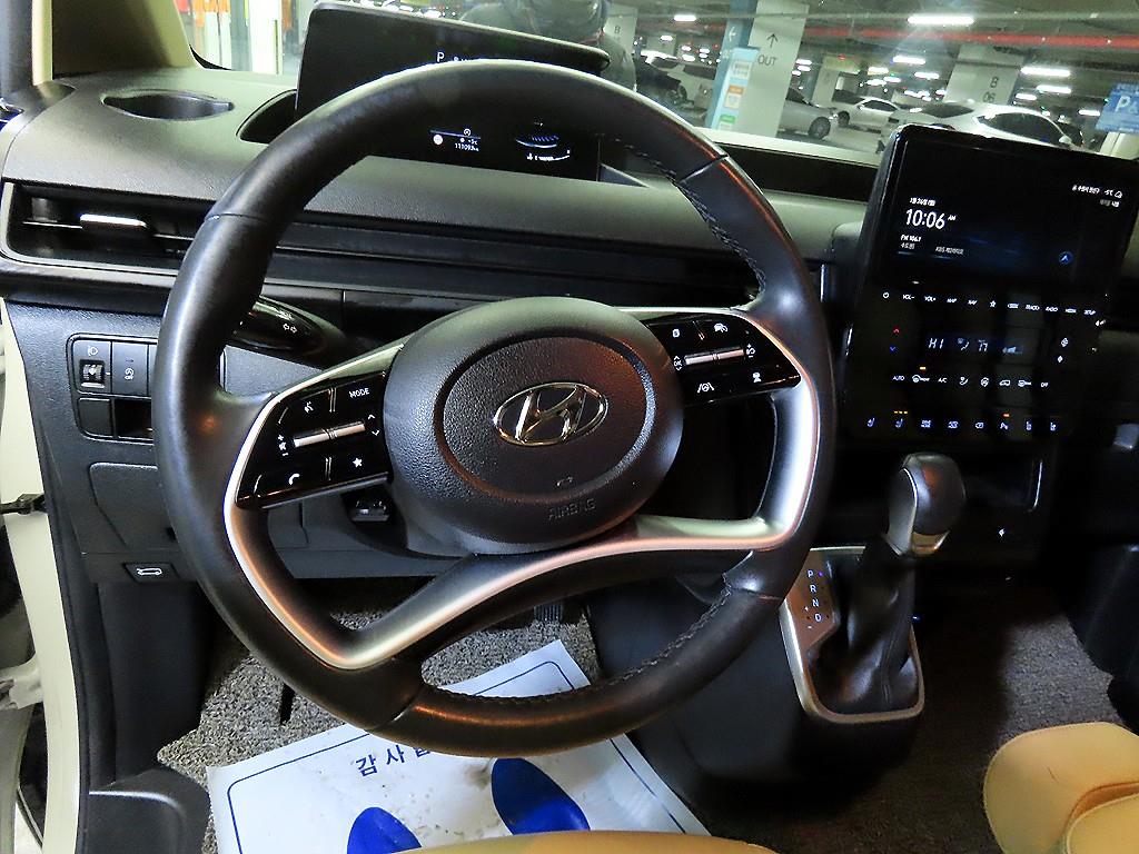 HYUNDAI Staria - Vista 8