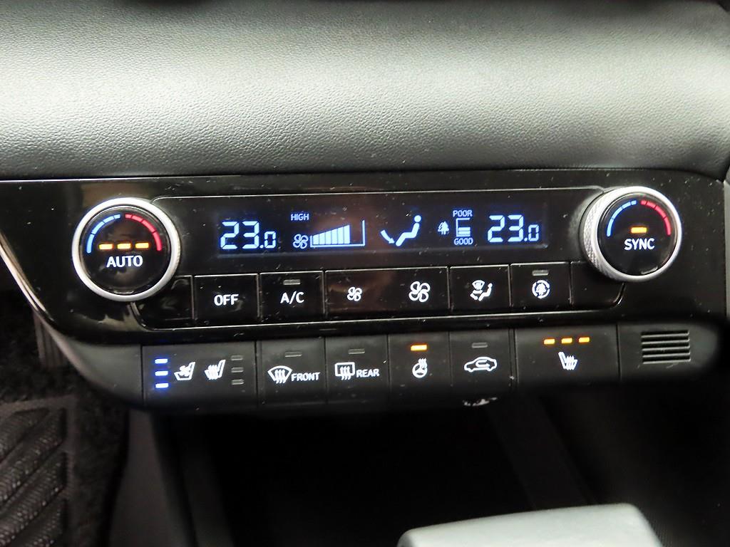 HYUNDAI Avante - Vista 10