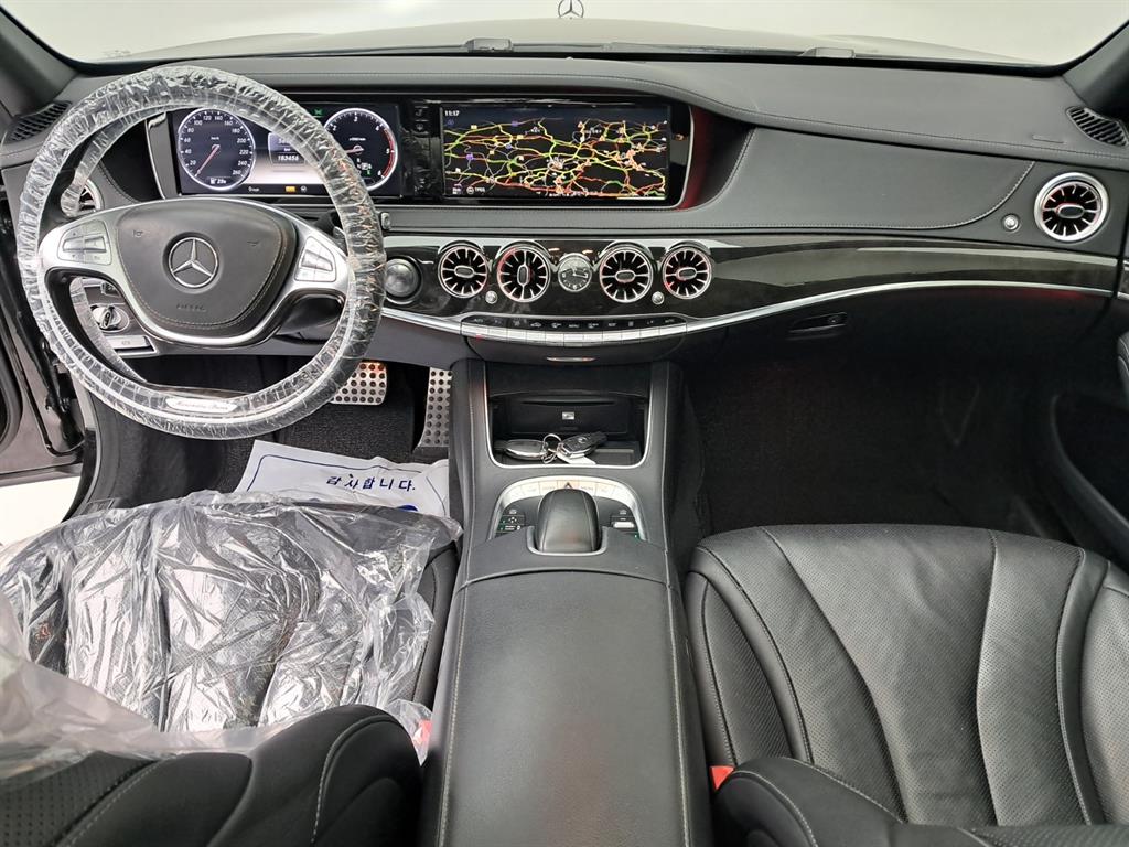 Mercedes Benz S Class - Vista 11