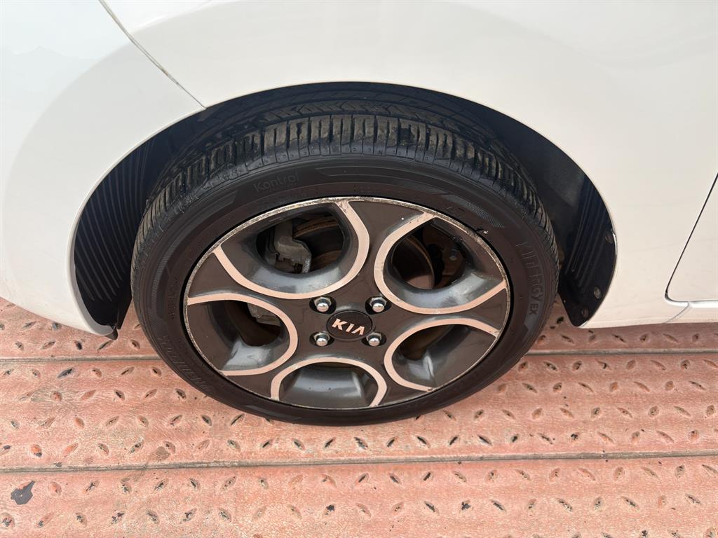 KIA Morning - Vista 8