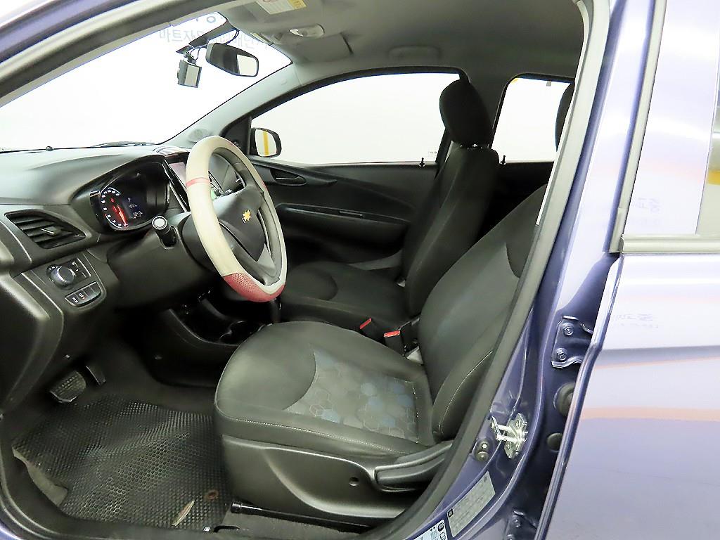 Chevrolet Spark - Vista 5