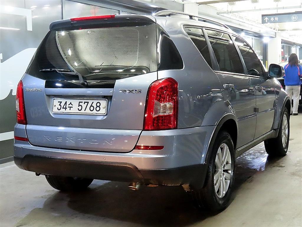 Ssangyong Rexton - Vista 4