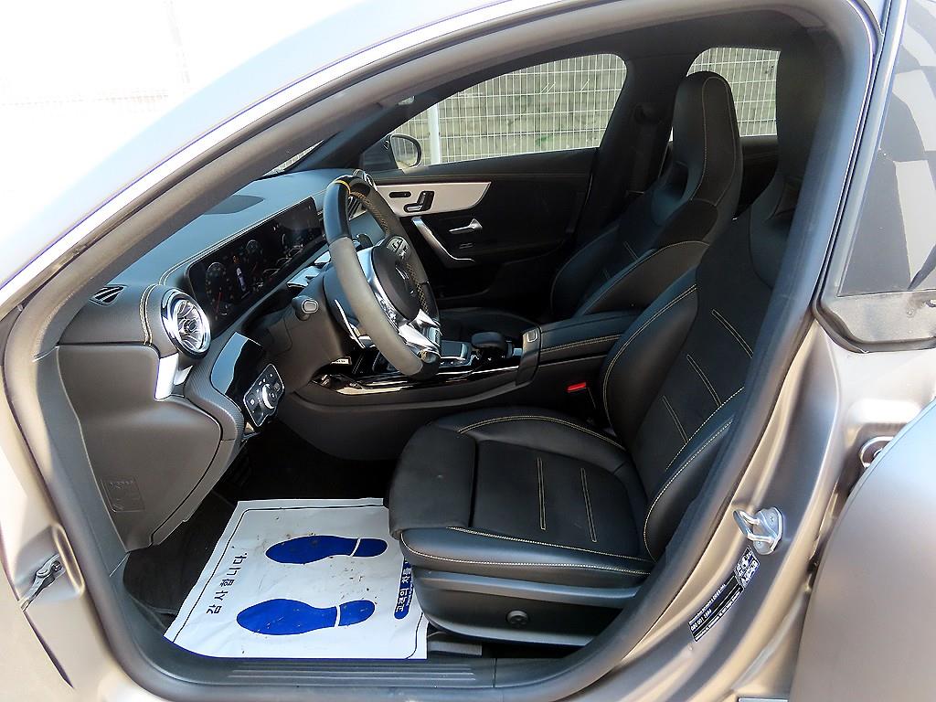 Mercedes Benz CLA Class - Vista 5