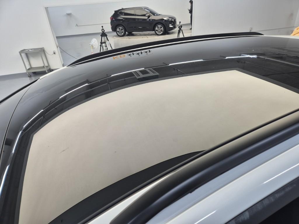 Volkswagen ID.4 2023 Blanco - Importación desde Corea - HF Imports Iquique - Foto 13