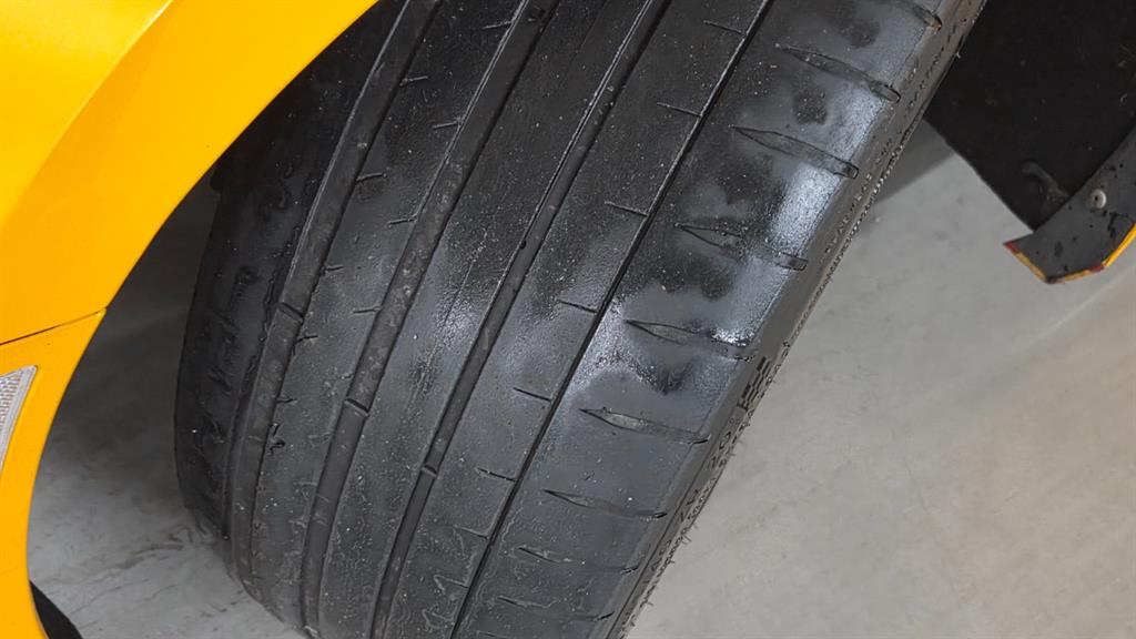 Chevrolet Camaro 2019 Amarillo - Importación desde Corea - HF Imports Iquique - Foto 17