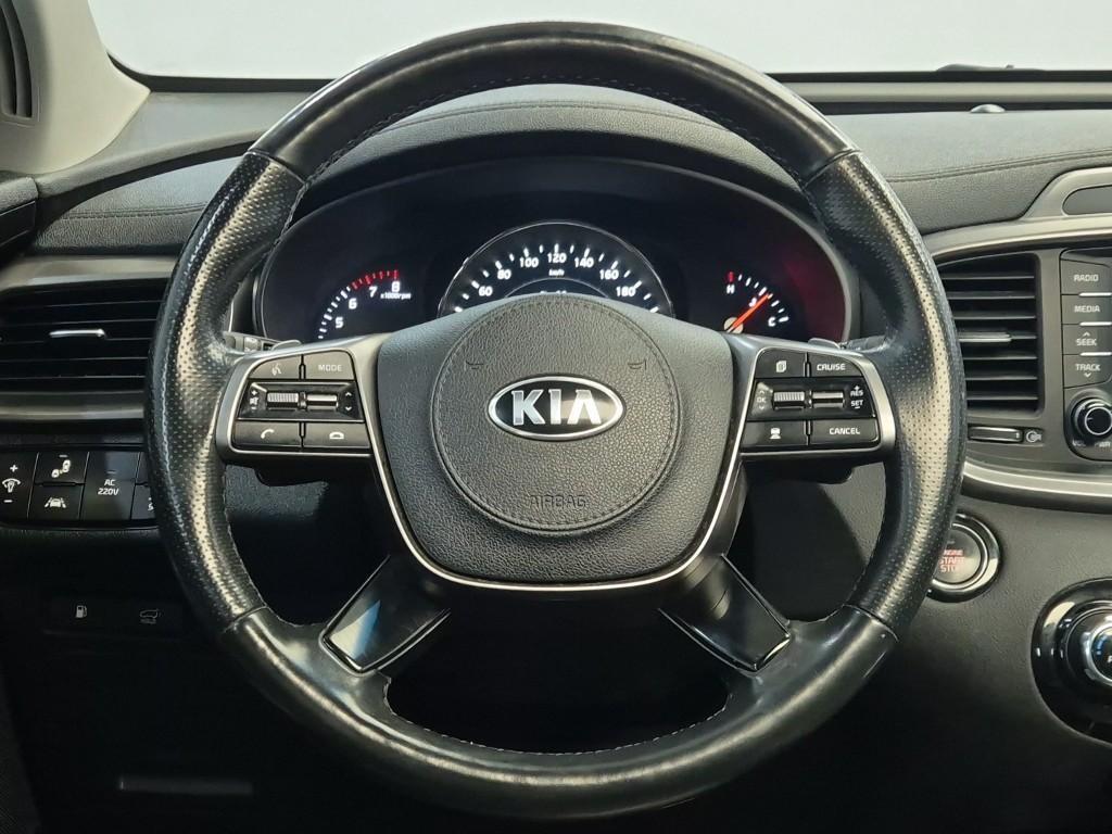 KIA Sorento - Vista 9