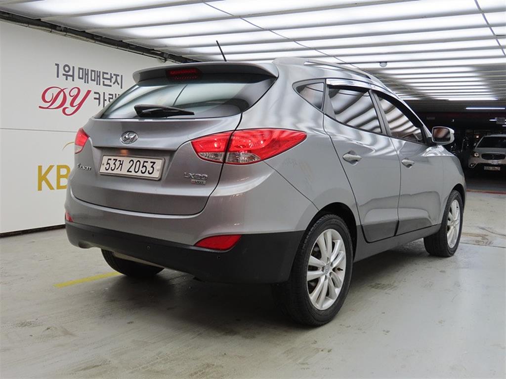 HYUNDAI Tucson - Vista 4