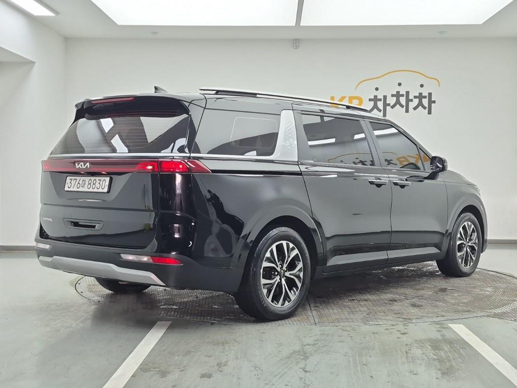 KIA Carnival - Vista 4