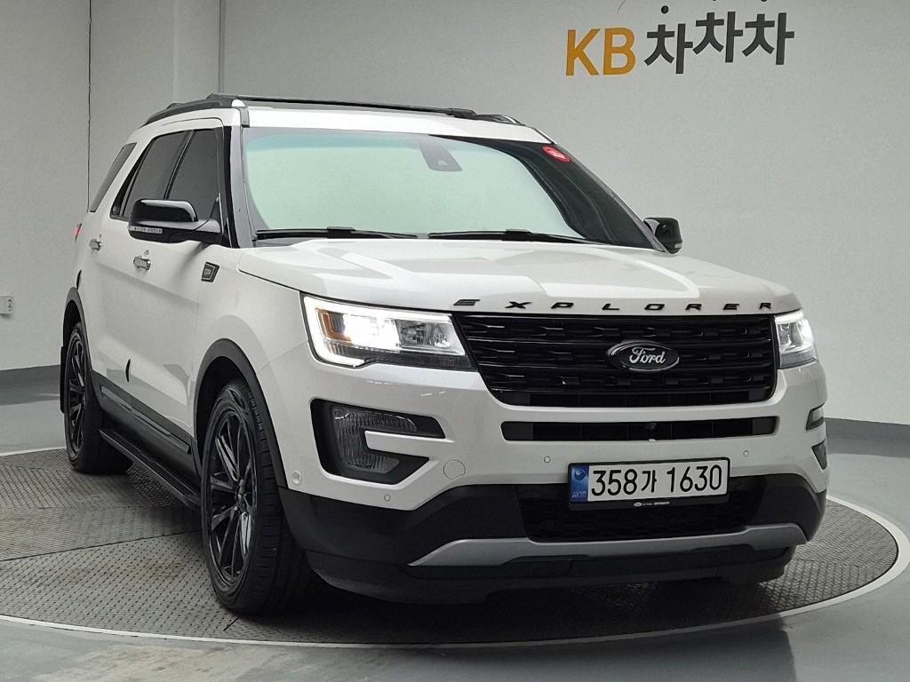 Ford Explorer - Vista 4