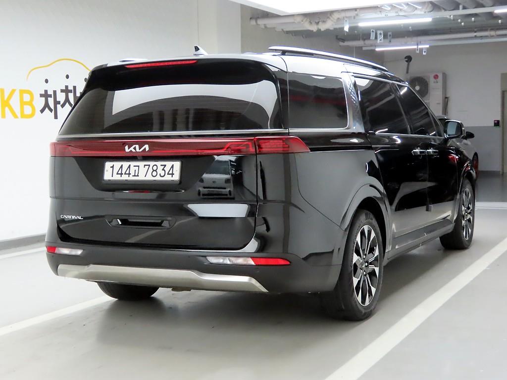 KIA Carnival - Vista 4