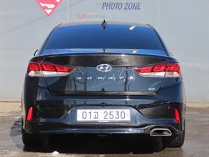 HYUNDAI Sonata - Vista 8