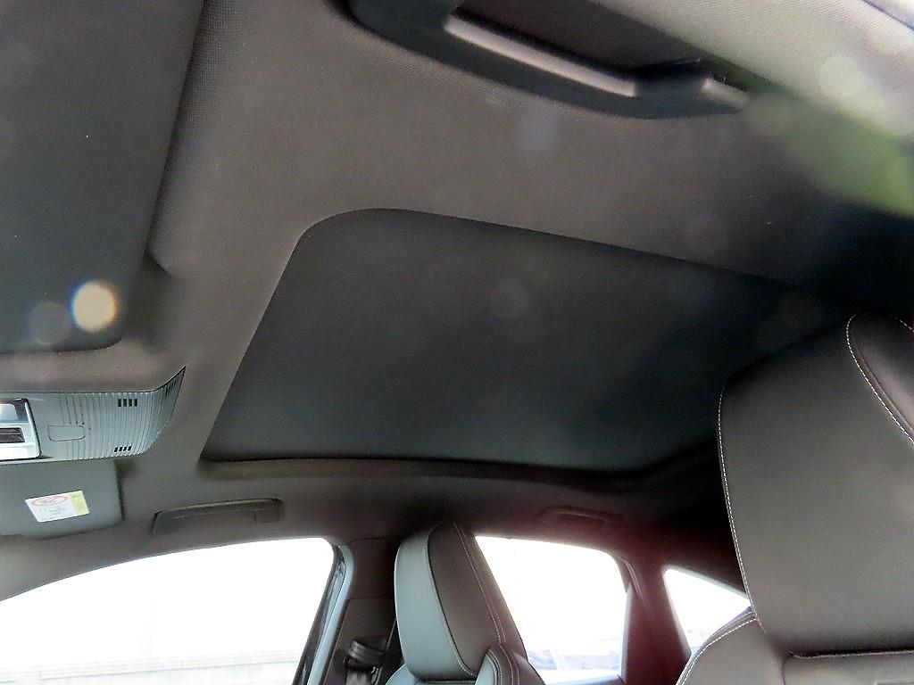 Audi Q4 2023 Negro - Importación desde Corea - HF Imports Iquique - Foto 17