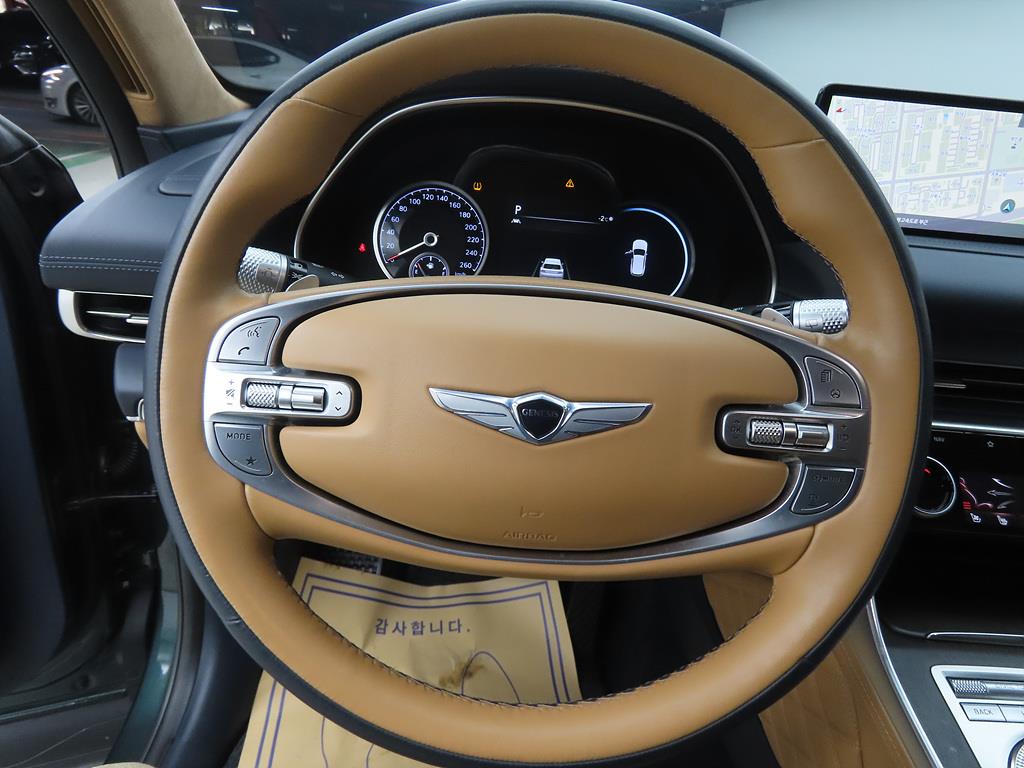 Genesis GV80 - Vista 8