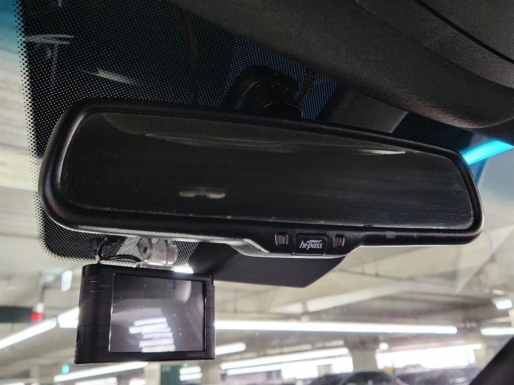 Ssangyong Tivoli - Vista 8