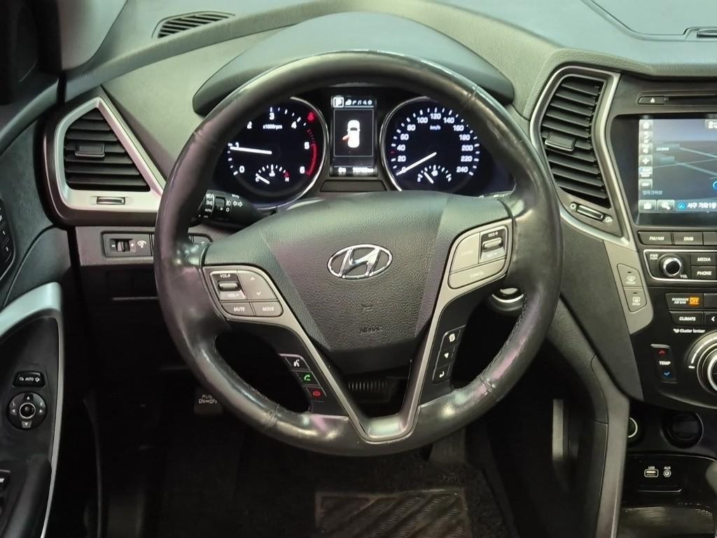 HYUNDAI Santa Fe - Vista 9