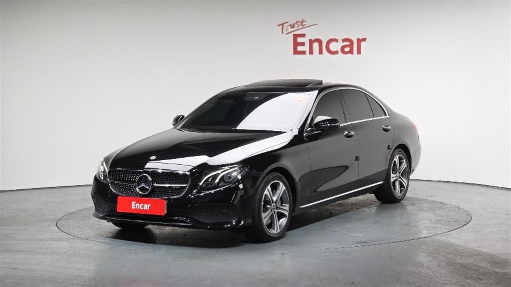 Mercedes Benz E class 2019 Negro - Importación desde Corea - HF Imports Iquique - Foto 1