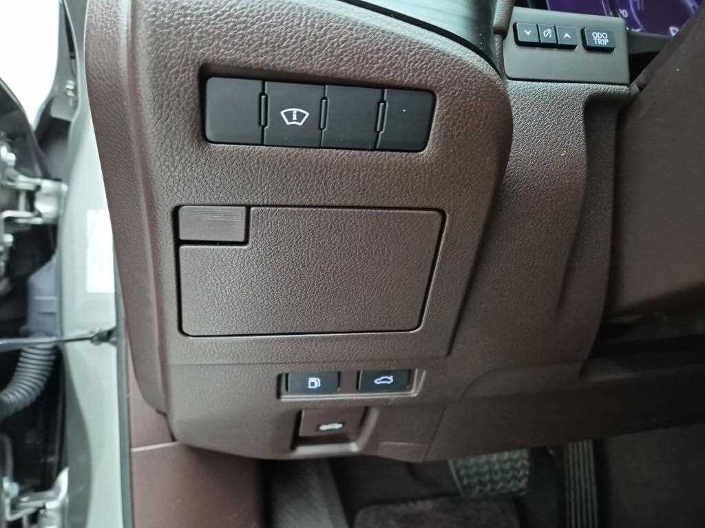 Lexus ES 2021 Gold color - Importación desde Corea - HF Imports Iquique - Foto 18