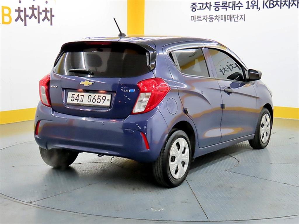 Chevrolet Spark - Vista 4