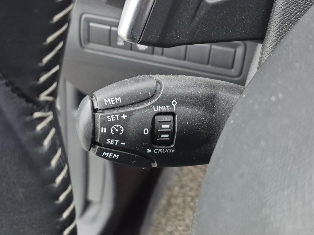 Peugeot 308 2019 Plateado - Importación desde Corea - HF Imports Iquique - Foto 15