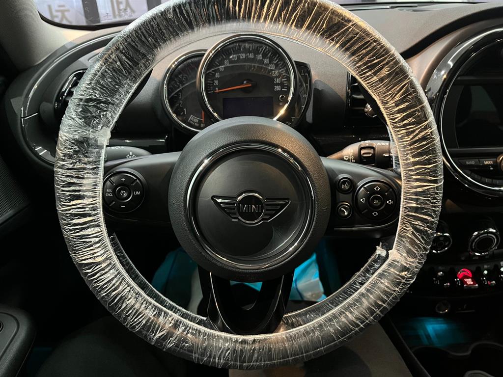 Mini Clubman 2019 Negro - Importación desde Corea - HF Imports Iquique - Foto 13