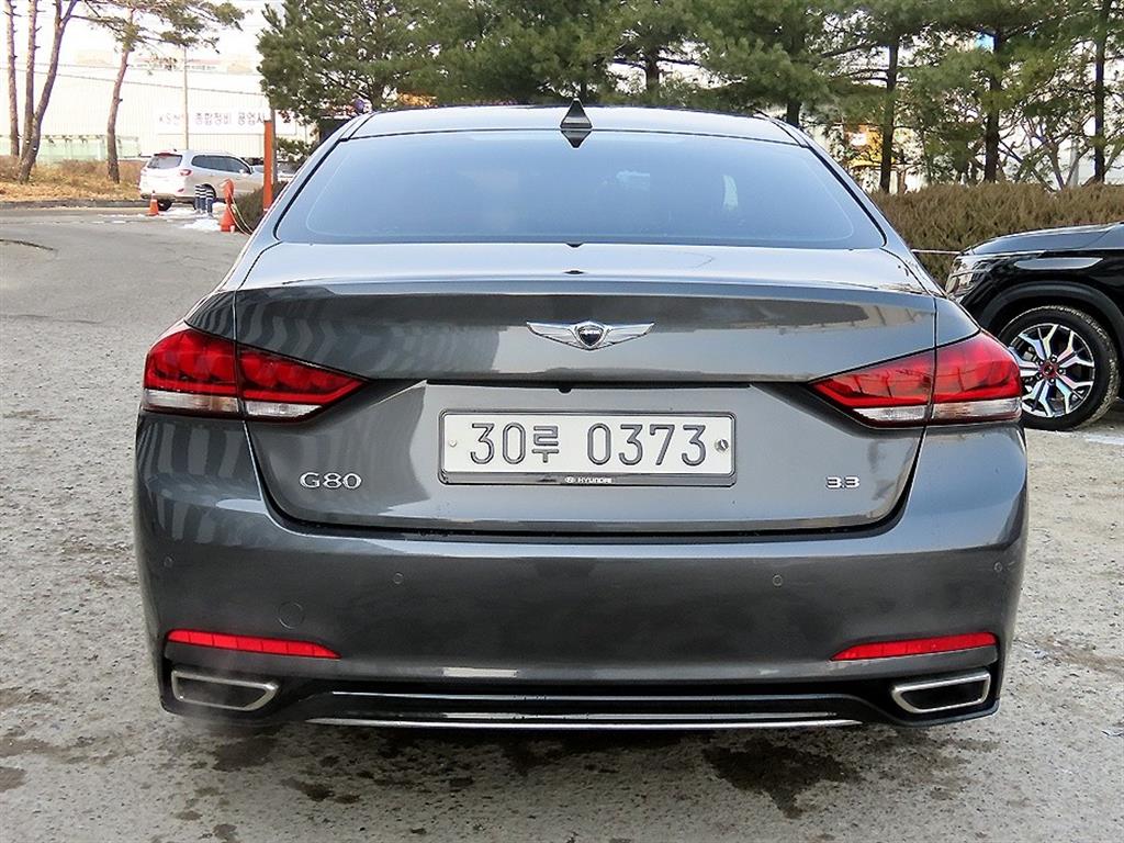 Genesis G80 - Vista 4