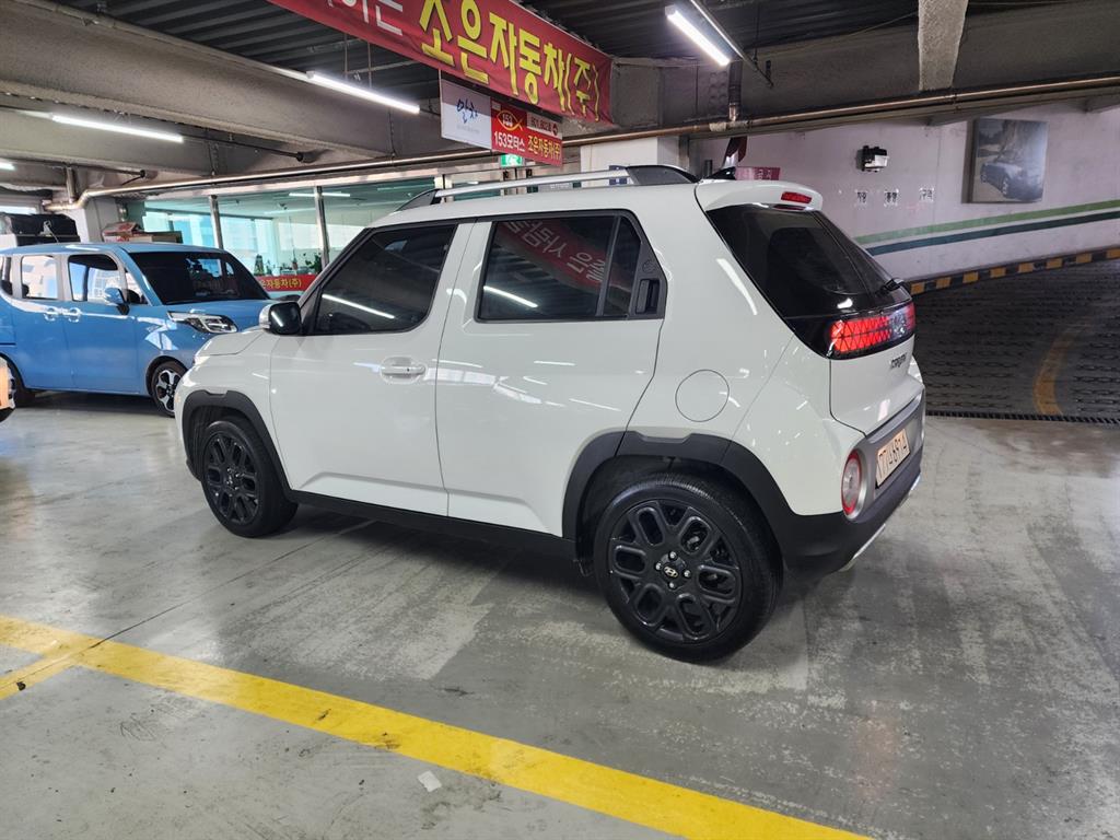 HYUNDAI Casper - Vista 4